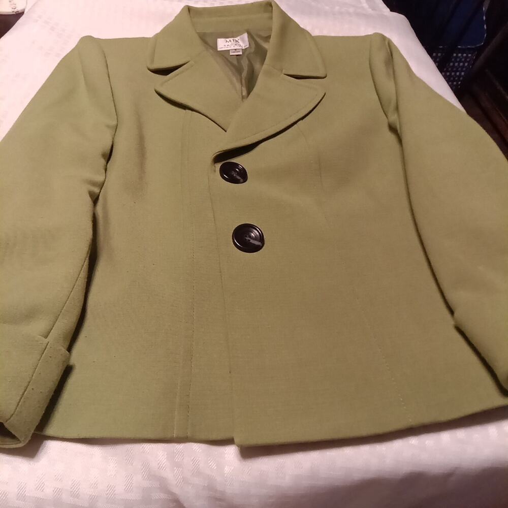 Tahari Olive Green Cropped Wool-Blend Women's Jacket